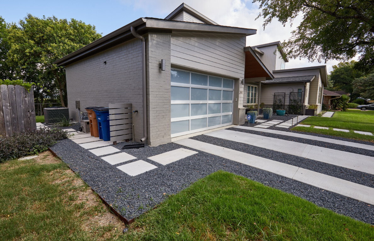 Professional concrete driveway installation in Bellflower